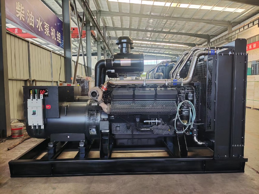550千瓦上柴发电机组  12GTAA27-G31