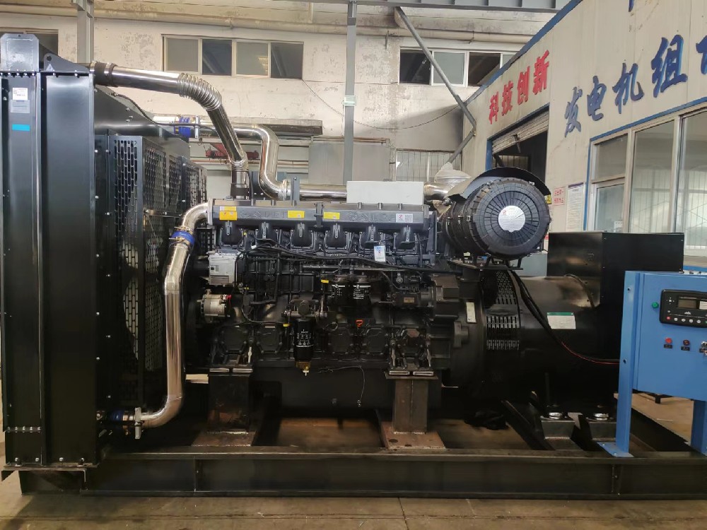 720千瓦上柴发电机组  720千瓦-6KTAA25-G320